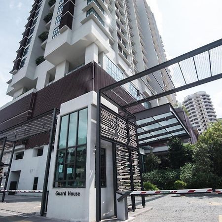 Apartamento Damai 88 By Moka Near Klcc Kuala Lumpur Exterior foto